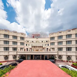 Hotell Howard Plaza The Fern, Agra